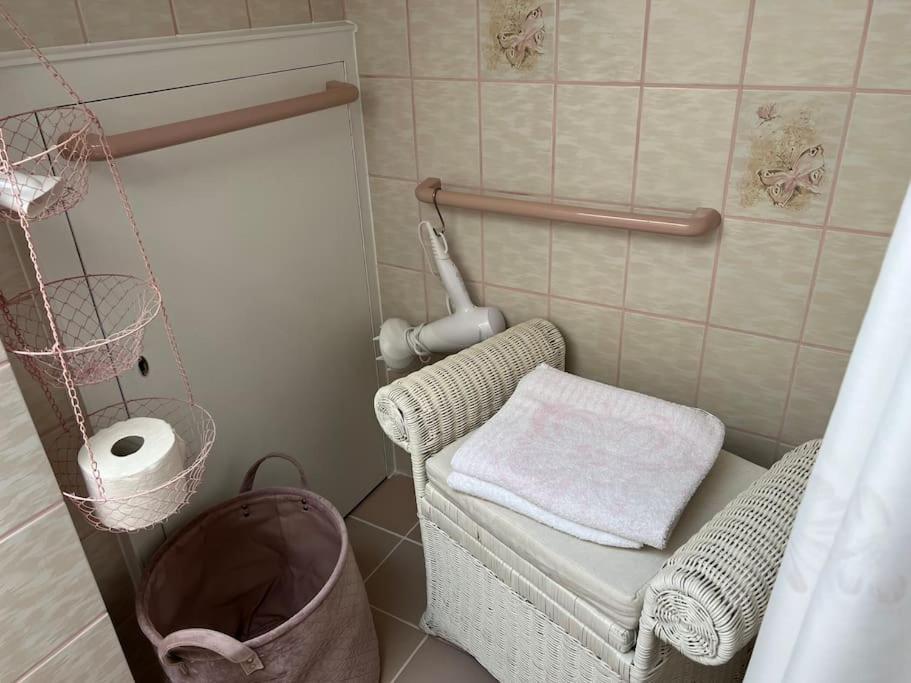Gemuetliches Apartment Fuer Messe, Job & Kurzurlaub Im Gruenen, Naehe Duesseldorf 메어부쉬 외부 사진